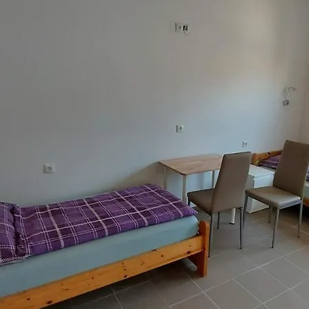 Hugo-steinfeld-strasse 1 Gebaeude Rechts Apartmán