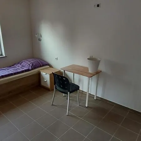 Apartmán Hugo-steinfeld-strasse 1 Gebaeude Rechts