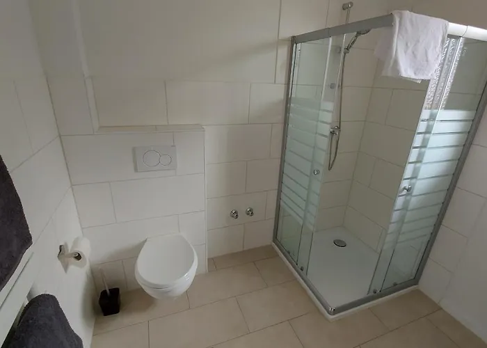 Lägenhet Hugo-steinfeld-strasse 1 Gebaeude Rechts